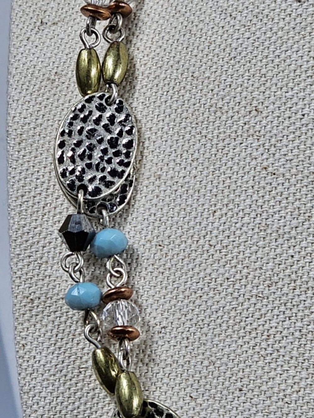 Long Layered Necklace Silver Tone Hammered Oval Discs Mixed Beads Boho 36" - Picture 4 of 8